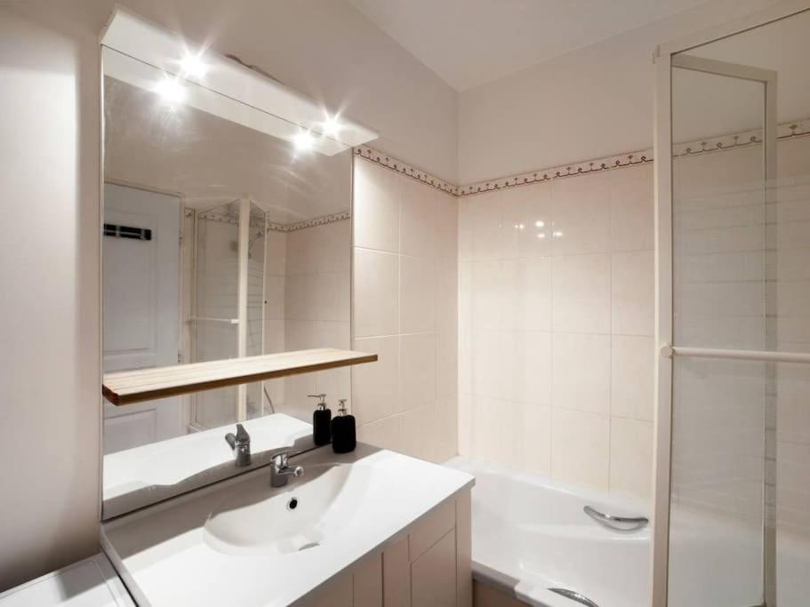Les Paves De Prague - Appartement Pour 4 A 10 Minutes De Disneyland Paris Montévrain Eksteriør bilde